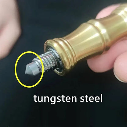 Mini marteau, outil de survie